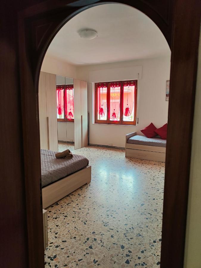 Appartamento Maestrale Porto Torres Buitenkant foto